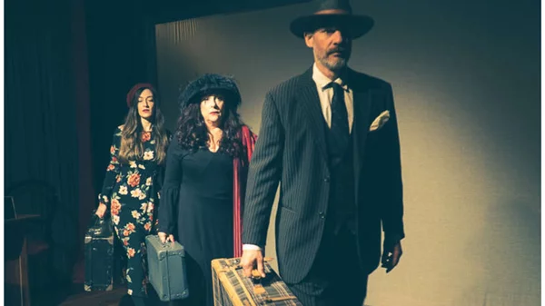 Θέατρο Όψεις: Με δύναμη από την Καρδίτσα