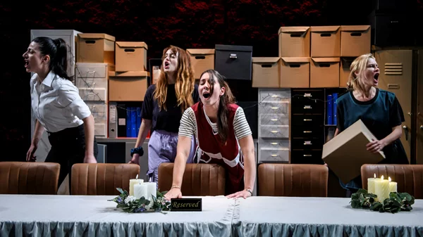 Μετά την μεγάλη επιτυχία, το "Αρμπάιτ" επιστρέφει στο Σταθμό