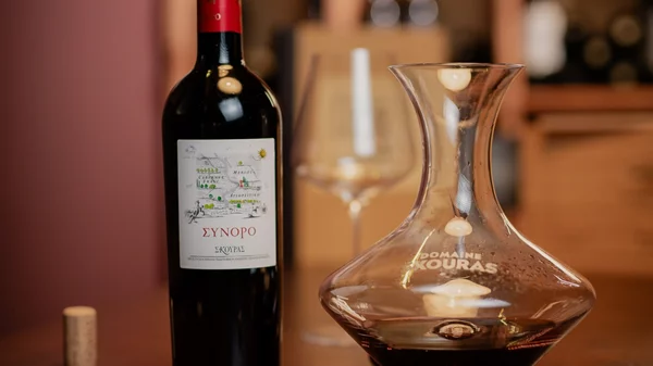 Μήπως το "Σύνορο" από το Κτήμα Σκούρα είναι η επόμενη γκράντε πρόταση για το πασχαλινό τραπέζι;