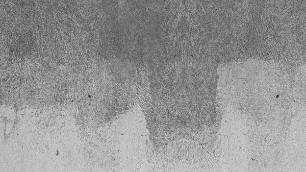 Στιγμές κοινωνικής αποξένωσης στην έκθεση "The Deep End"