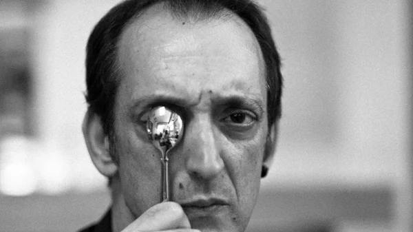 Το Θέατρο Σταθμός γιορτάζει την Παγκόσμια Ημέρα Ποίησης και Θεάτρου για το 2025