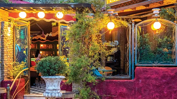 "Παλιάτσος": All-day με vintage αέρα