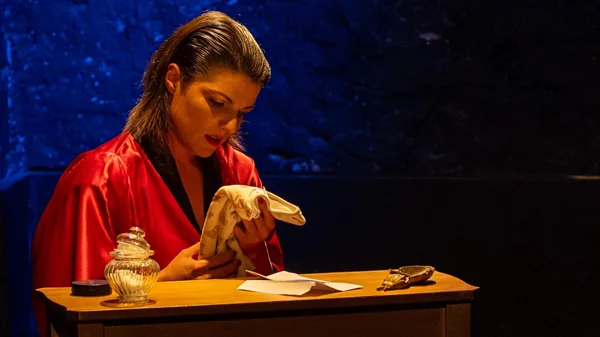 "Το μπορντέλο της Μαντάμ Ρόζας": Μετακομίζει σε νέο θέατρο