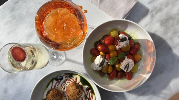 Το "Dante & Gaia" φέρνει νέα γεύση στην οδό Τσακάλωφ