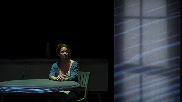 Έξι καλλιτέχνες αποχαιρετούν τη χρονιά που φεύγει και καλωσορίζουν τη νέα