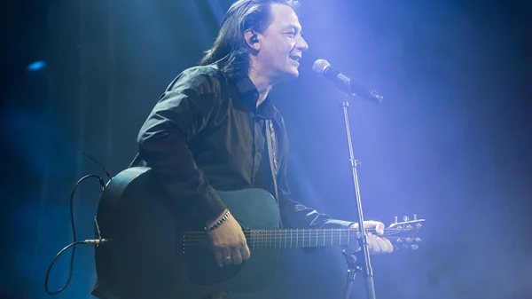 O Γιάννης Κότσιρας στον Σταυρό του Νότου κάθε Σάββατο