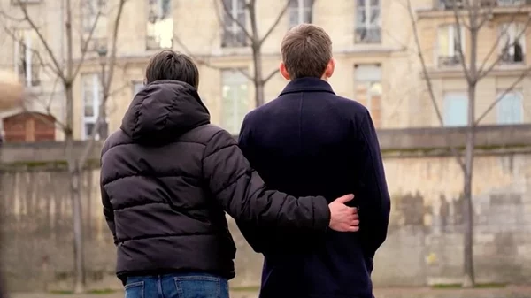 "Global Homophobia": Ένα ντοκιμαντέρ στο ERTFLIX για τη Διεθνή Ημέρα κατά της Ομοφοβίας