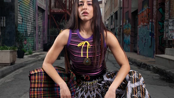 Με το "ZARI" θα εκπροσωπήσει η Μαρίνα Σάττι την Ελλάδα στη Eurovision