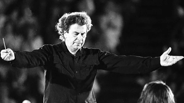 Μίκης Θεοδωράκης: Πήγαμε στη Μουσική Βιβλιοθήκη "Λίλιαν Βουδούρη" για μια γνωριμία με το εκκλησιαστικό του έργο