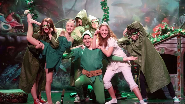 Τελευταίο ταξίδι στη Χώρα του Ποτέ με τον Πίτερ Παν και την Παιδική Σκηνή της Γιούλης Ηλιοπούλου