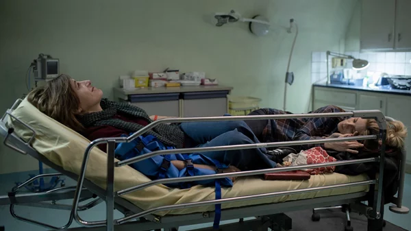 Η Κατρίν Κορσινί και το στοίχημα της κοινωνικής κωμωδίας