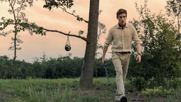 "The Day of the Jackal": 3 + 1 πράγματα που ξέρουμε για την κατασκοπική περιπέτεια