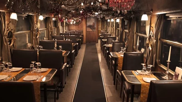 Ταξίδι γεύσης και πολιτισμού με "Το Τρένο στο Ρουφ"