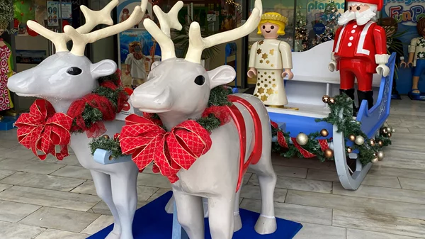 Χριστουγεννιάτικες σκανταλιές στο Playmobil Funpark