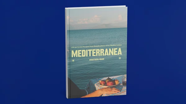 Οι νοστιμιές των γιαγιάδων της Μεσογείου σε ένα βιβλίο