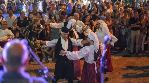 Γιορτή Σαρδέλας Καλλονής 2025: Τρεις νύχτες με άρωμα θάλασσας, μουσικές Αιγαίου και παραδοσιακές γεύσεις