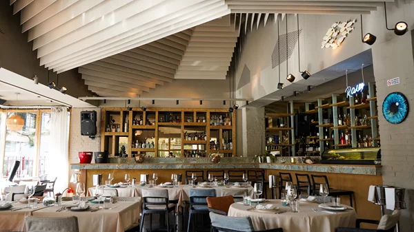 "Μικρές Κυκλάδες" Κηφισιά: Μεγάλες γιορτινές απολαύσεις