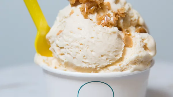 Τρία κεράκια για το "Μαραμπού" του Παγκρατίου