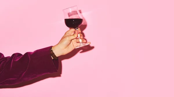 "Κόκκινο Γράμμα": Αυτό το κρασί του Boutari είναι το απόλυτο "date wine"