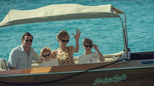 "The Crown": Τα 5 διάσημα "σκάνδαλα" που έμειναν εκτός της 5ης σεζόν