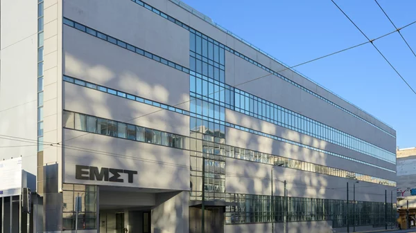 Οι δωρεάν ξεναγήσεις σε ιστορικά σημεία της Αθήνας συνεχίζονται και τον Μάιο