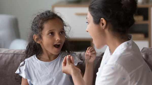 Η σημασία του επαίνου στη διαπαιδαγώγηση: Από την αυστηρότητα στην εμψύχωση