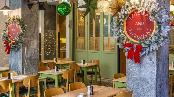 "Ο Τζίτζικας κι ο Μέρμηγκας": 30 χρόνια αληθινό φαγητό!