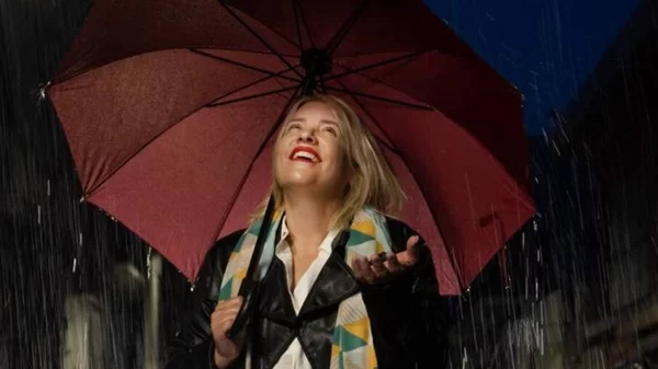 Ένας συνταρακτικός μονόλογος με τη Μαριάννα Τουμασάτου