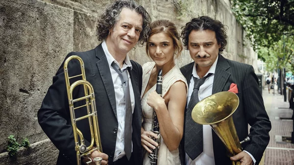 "Underground": Η ταινία-σταθμός ανεβαίνει στη σκηνή του Ακροπόλ