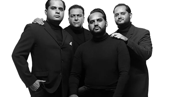 "Janoska style goes symphonic": Οι Janoska συμπράττουν με την ΚΟΑ στο Θέατρο Παλλάς