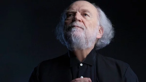 Η επιθυμία της οικογένειας του Γιάννη Μαρκόπουλου σχετικά με το τελευταίο αντίο στον μουσικοσυνθέτη