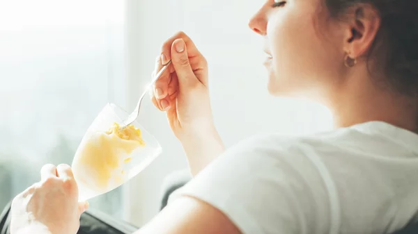 Classic, High Protein, Vegan ή Sorbet; Η νέα premium σειρά παγωτών των My market μας βγάζει απ’ το δίλημμα!