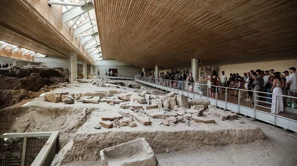 Σύσκεψη για την προστασία των αρχαιοτήτων στις Κυκλάδες λόγω της σεισμικής δραστηριότητας στη Σαντορίνη