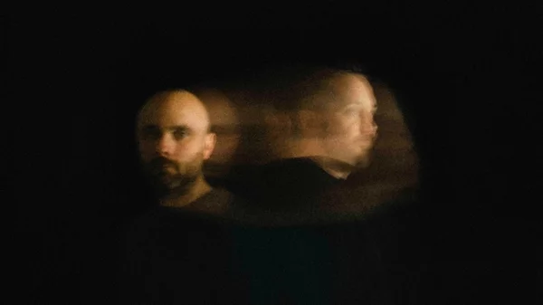 Το Needless mobile party φέρνει τους Black Bones στο Ρομάντσο