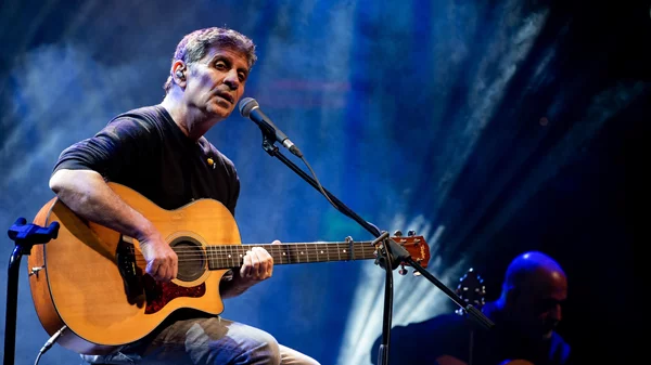 Σωκράτης Μάλαμας: Πήγαμε σε ένα από τα sold-out Σάββατα στην "Ακτή Πειραιώς"