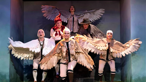 Ο Νιλς Χόλγκερσον ζωντανεύει σε ένα ευφάνταστο οικολογικό παραμύθι στην παιδική σκηνή του Μικρού Χορν