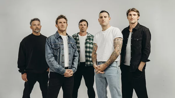 Disturbed, Parkway Drive & Amon Amarth: Η Αθήνα υποδέχεται τον σύγχρονο σκληρό ήχο