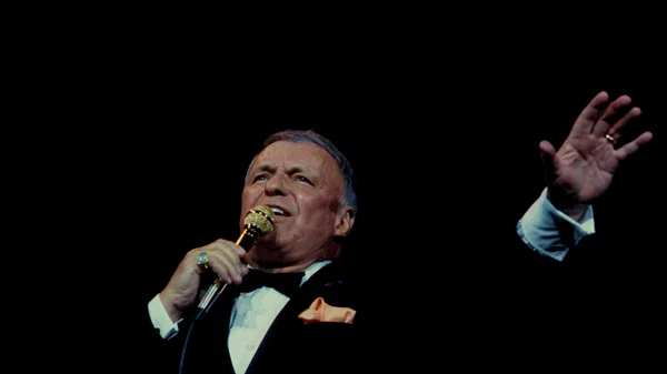 Ξεχασμένες ιστορίες από τη ζωή του αξέχαστου Φρανκ Σινάτρα