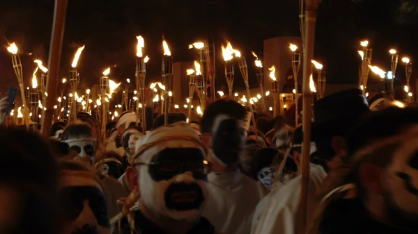 Απόκριες στη Νάξο! Το διονυσιακό νησί, τα χωριά που αναγεννούνται & ένα αποκριάτικο μυστικό...2500 χρόνων