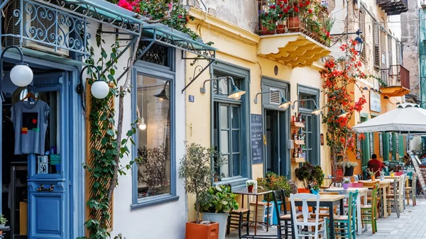 Οι 30 ομορφότεροι ανοιξιάτικοι προορισμοί