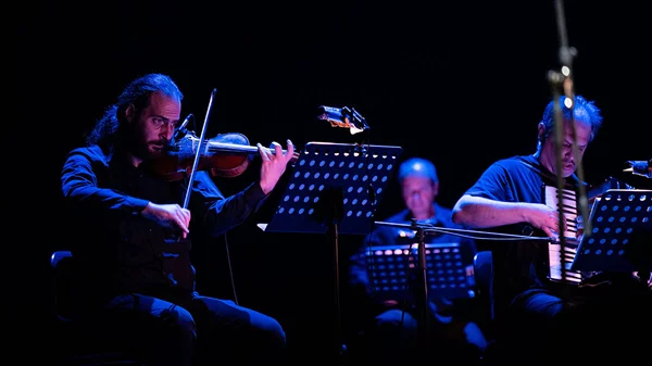 Αρχίζουν οι επετειακές εκδηλώσεις για τα 100 χρόνια από τη Μικρασιατική Καταστροφή στο Ολύμπια