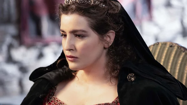 "Φλεγόμενη Καρδιά": Πρεμιέρα για το νέο κεφάλαιο της "Μάγισσας" στον ΑΝΤ1