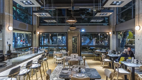 O "Ananias" επιστρέφει ανανεωμένος συνδυάζοντας κρεατοφαγία υψηλού επιπέδου με ένα νέο wine menu