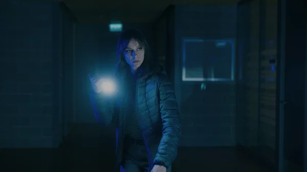 Πόσα κρύβονται στο σκοτάδι της "Γέφυρας";