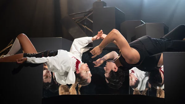 "This is not Romeo and Juliet" για τέσσερις τελευταίες παραστάσεις