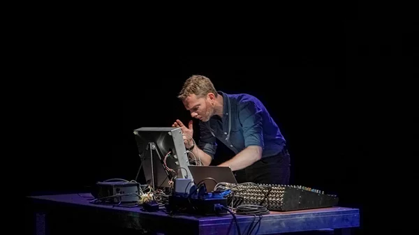 Borderline Festival 2022, μέρα 3: Η ώρα των ποδηλάτων και του Serge synthesizer