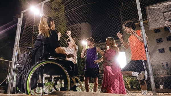 "Στα 4": Η νέα original παραγωγή του ΑΝΤ1+ ξεκινά γυρίσματα