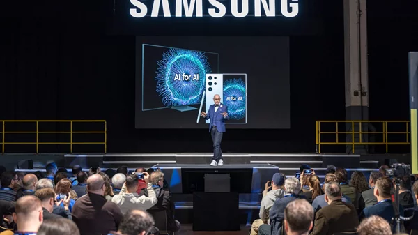 Η Samsung παρουσιάζει τη νέα σειρά συσκευών για το 2024 με ενσωματωμένη τεχνολογία AI στο "World of Samsung"