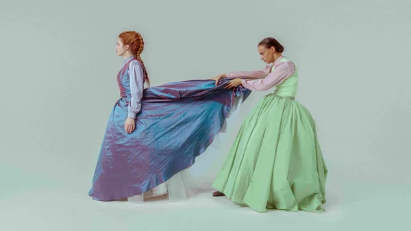 Τι συνέβη στη "Βουργουνδία"; Η θεατρική ομάδα Αθώο Σώμα απαντά