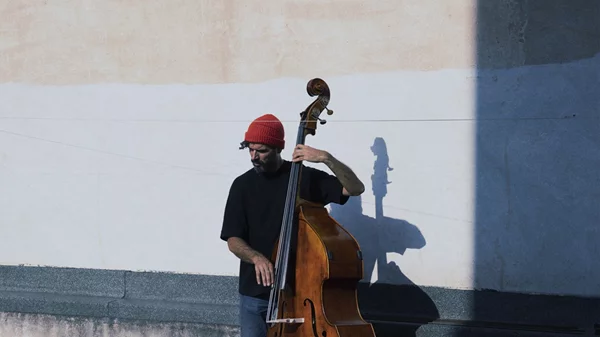 Jazz στο Μουσείο με "Rooftop Stories" από τον Πέτρο Κλαμπάνη
